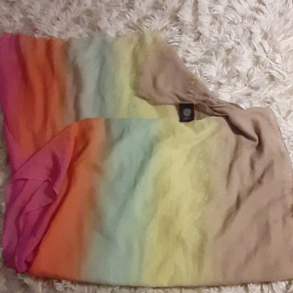 Vince Camuto sheer pink aqua yellow tan hombre rectangle scarf fringed edge EUC…